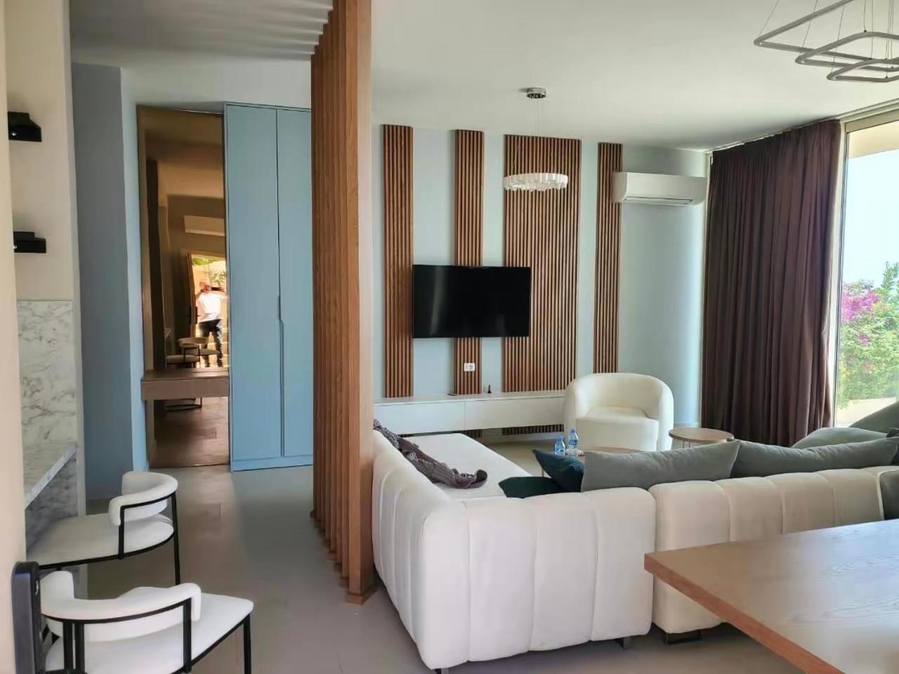 Coast Villa136 Palase Willa *